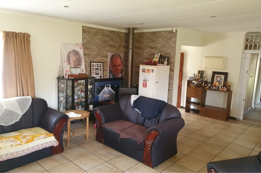 3 Bedroom Property for Sale in Vaalpark Free State